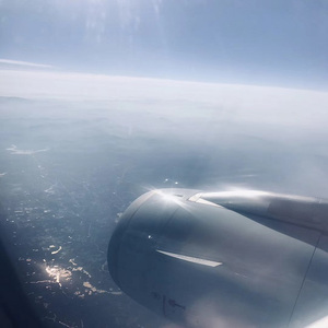 超级碰碰青草久热国产
