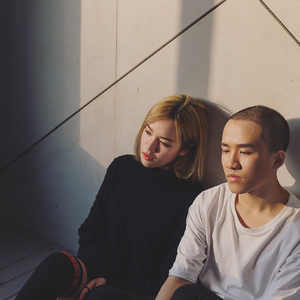 超级碰碰青草久热国产
